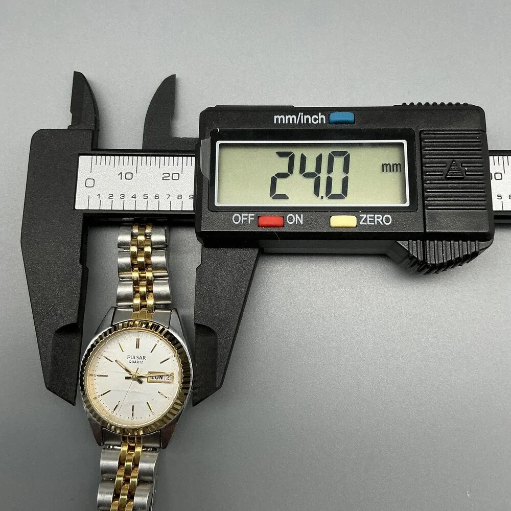 Pulsar Womens Watch 24mm Two Tone Stainless V783-X003 Day Date New Battery